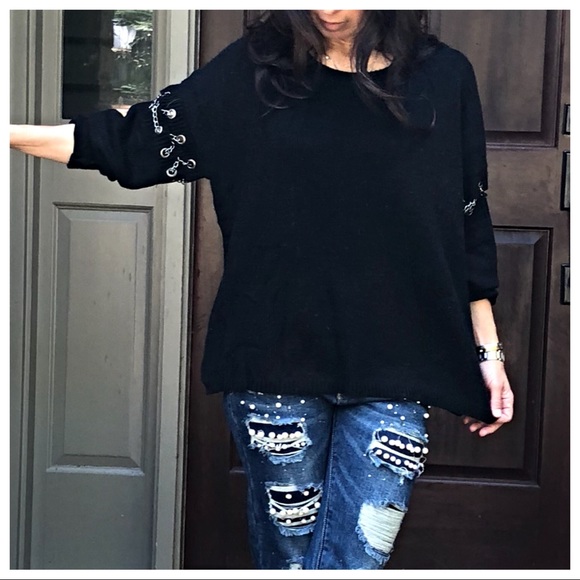 ✨LAST ONE ✨PARIS chic chain trim sweater - Picture 4 of 8